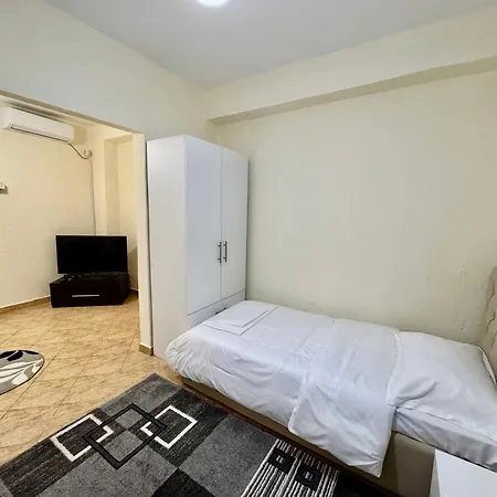 Guestroom *