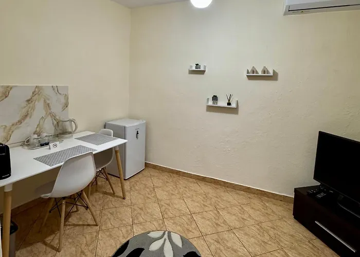 Gasthof Guestroom Tirana